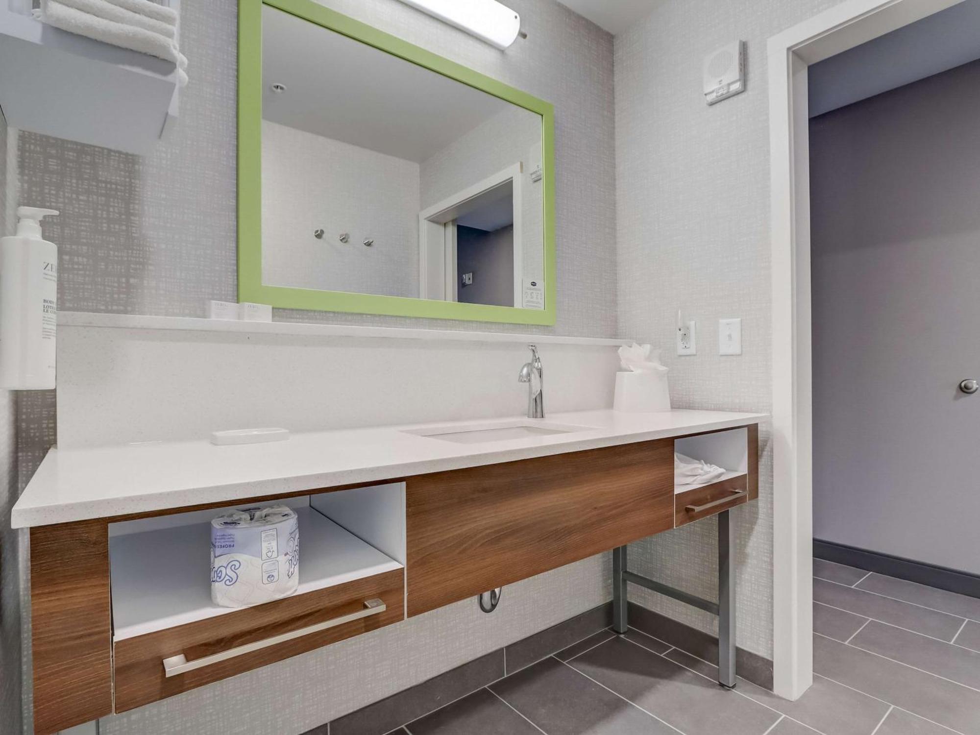 Hampton Inn & Suites Cincinnati Midtown Rookwood المظهر الخارجي الصورة