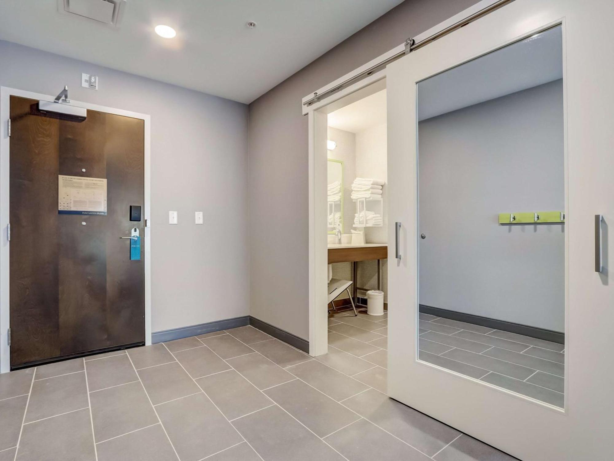 Hampton Inn & Suites Cincinnati Midtown Rookwood المظهر الخارجي الصورة