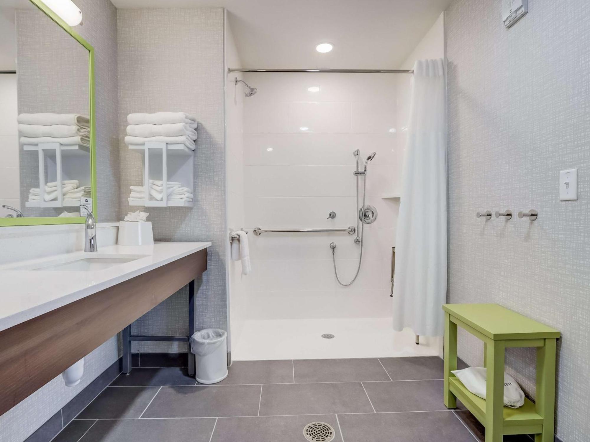 Hampton Inn & Suites Cincinnati Midtown Rookwood المظهر الخارجي الصورة