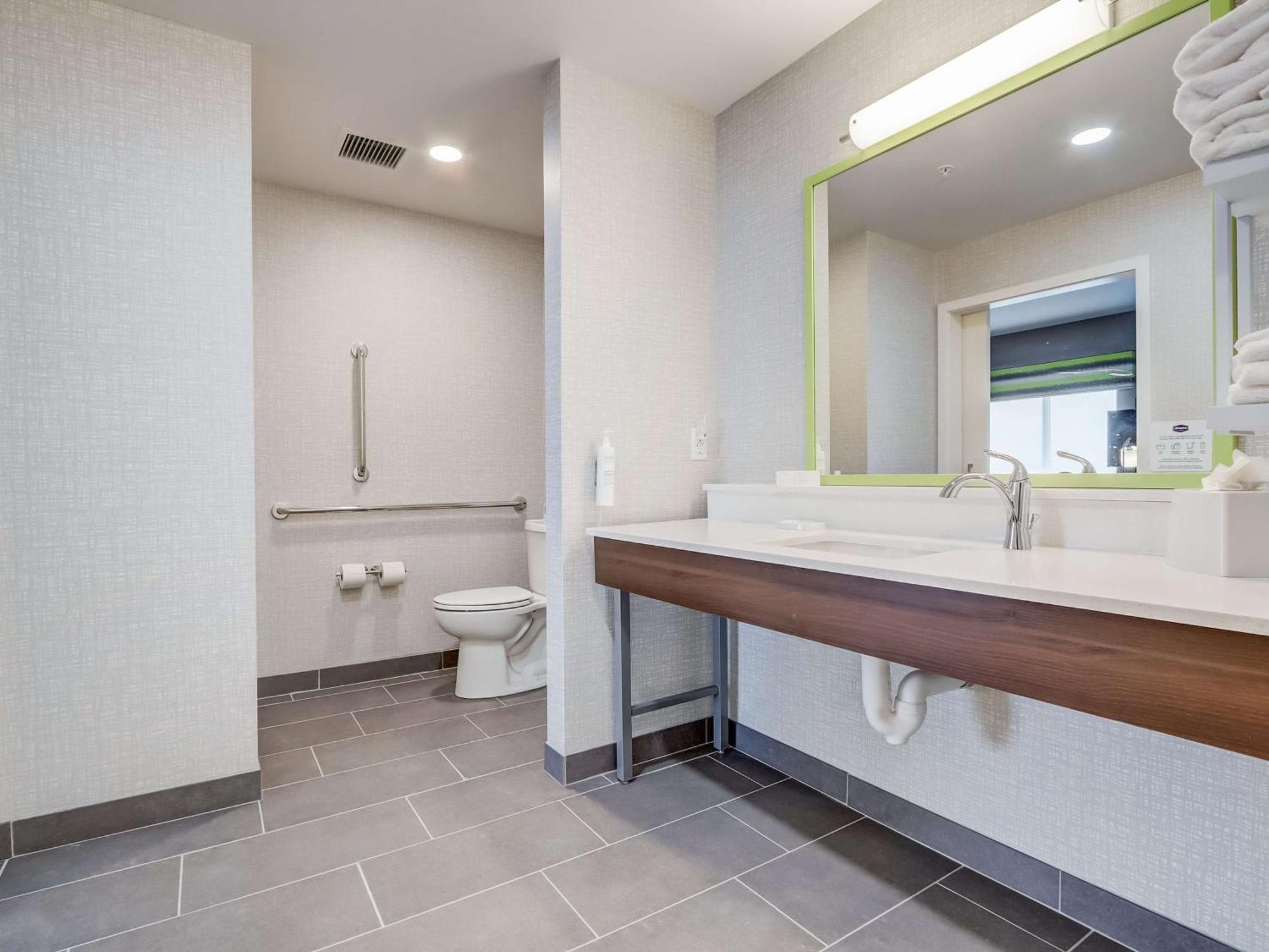 Hampton Inn & Suites Cincinnati Midtown Rookwood المظهر الخارجي الصورة