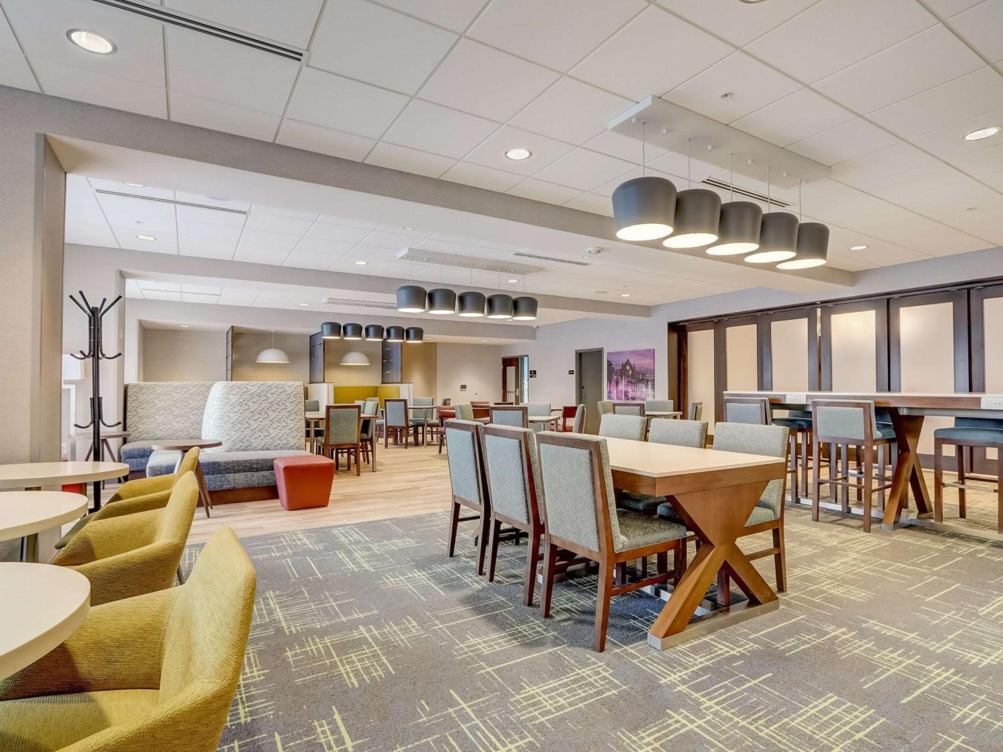 Hampton Inn & Suites Cincinnati Midtown Rookwood المظهر الخارجي الصورة