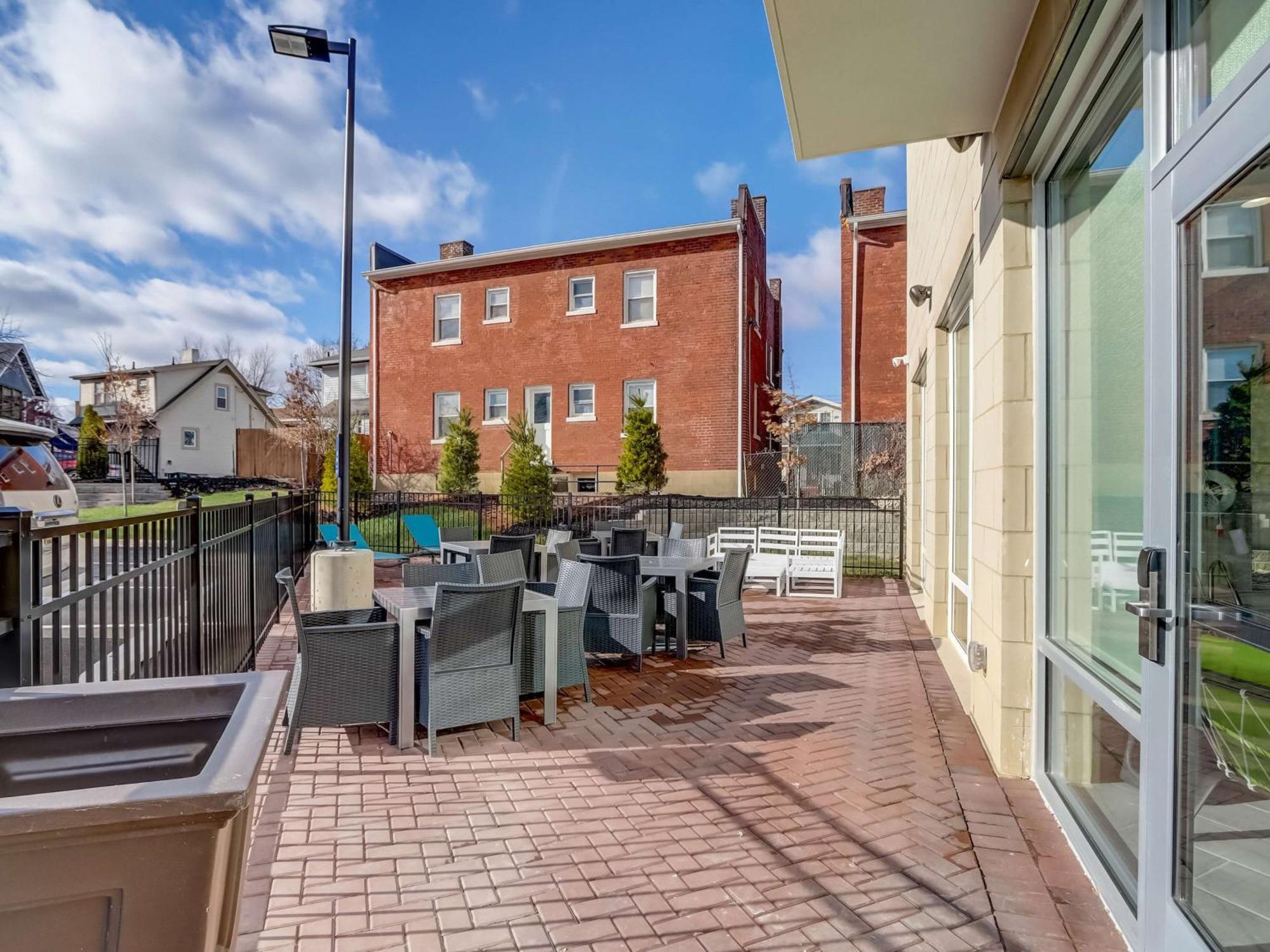 Hampton Inn & Suites Cincinnati Midtown Rookwood المظهر الخارجي الصورة
